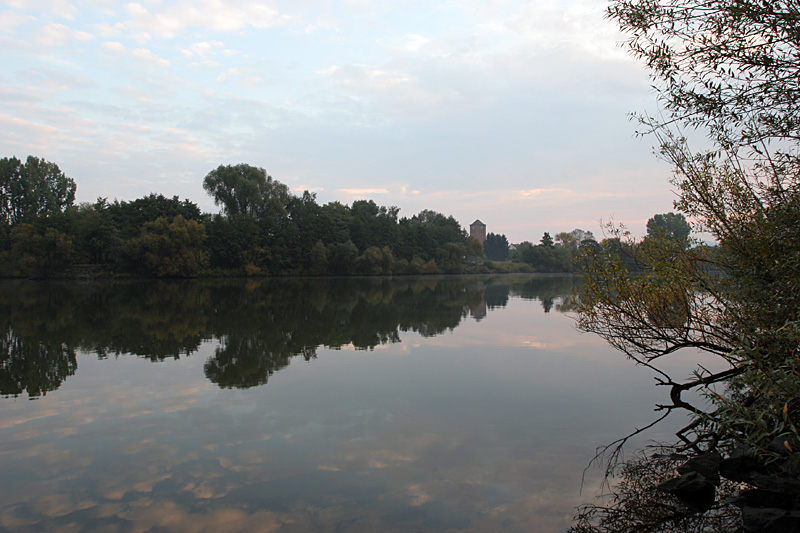 View of the river Main, near Seligenstadt, (c) 2005 Klaus of Rad-Fernweh.de
