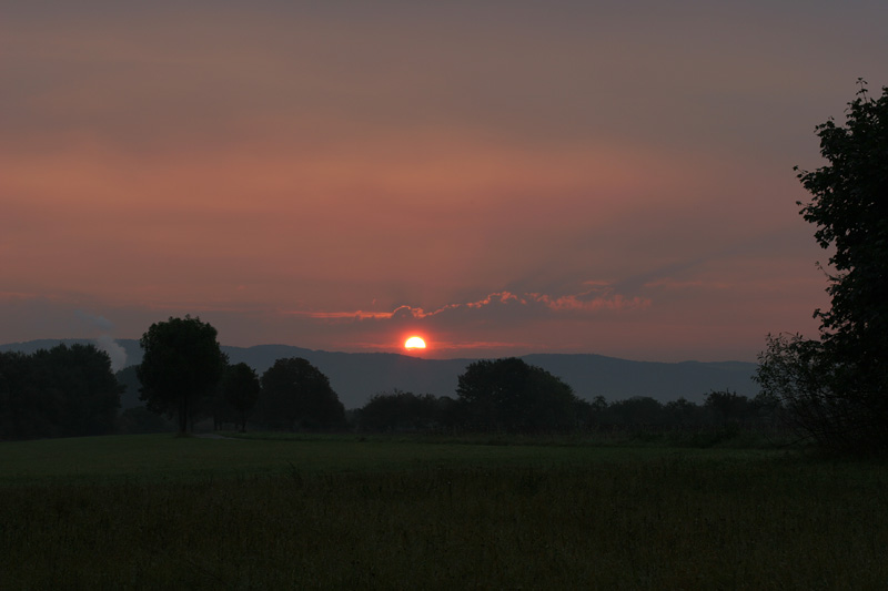 Sunrise near Seligenstadt, (c) 2005 Klaus of Rad-Fernweh.de